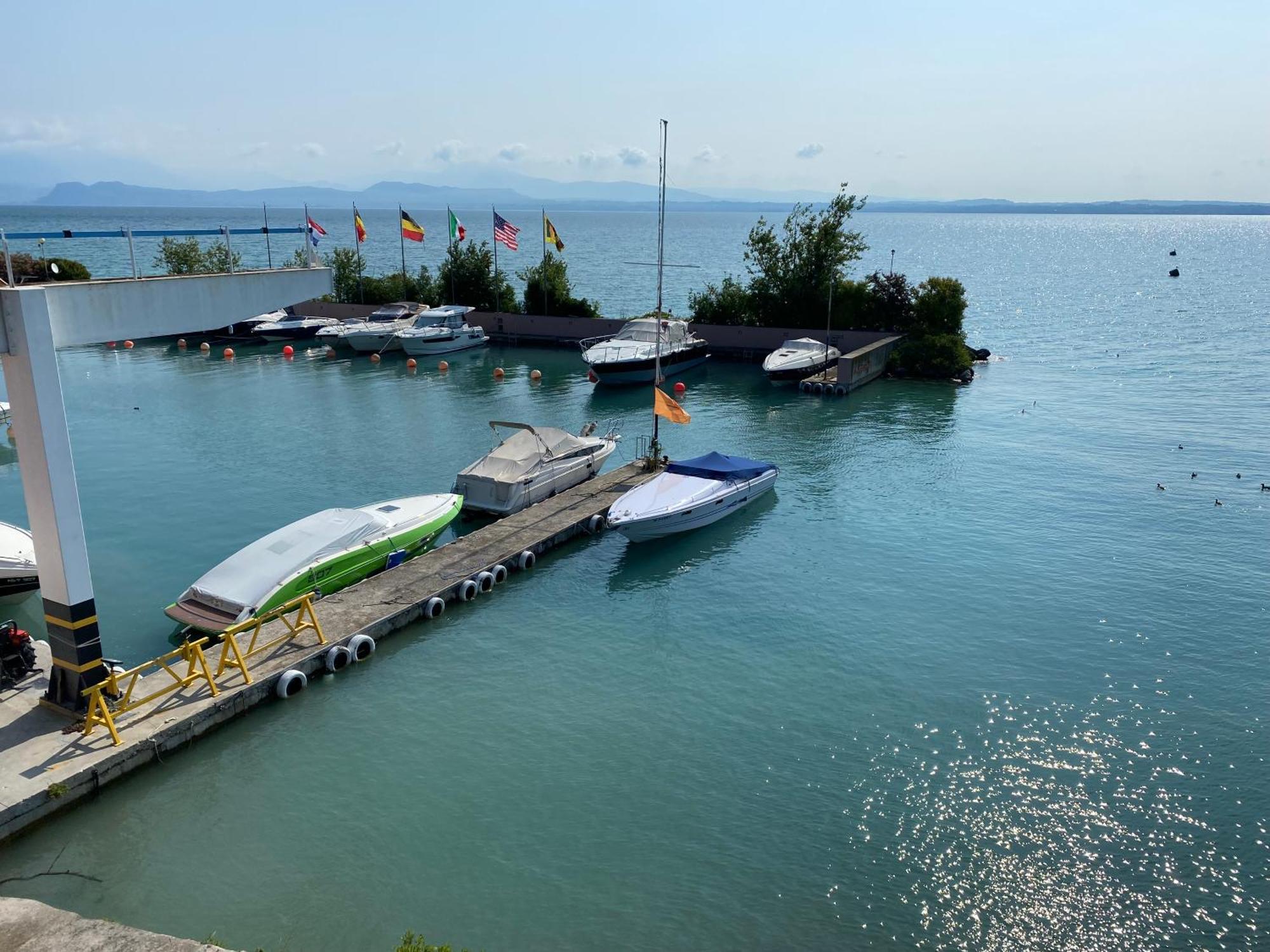 Sirmio Apartments - Darsena Stay Sirmione Exterior photo